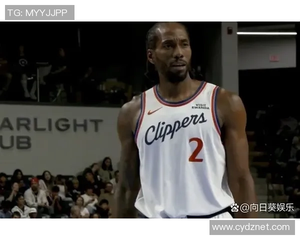 独行侠输球送助攻！快船剑指西部前十，伦纳德杀疯了，内线难题却让管理层头疼